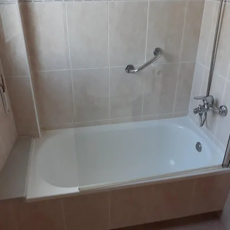 Arenas Guest house *